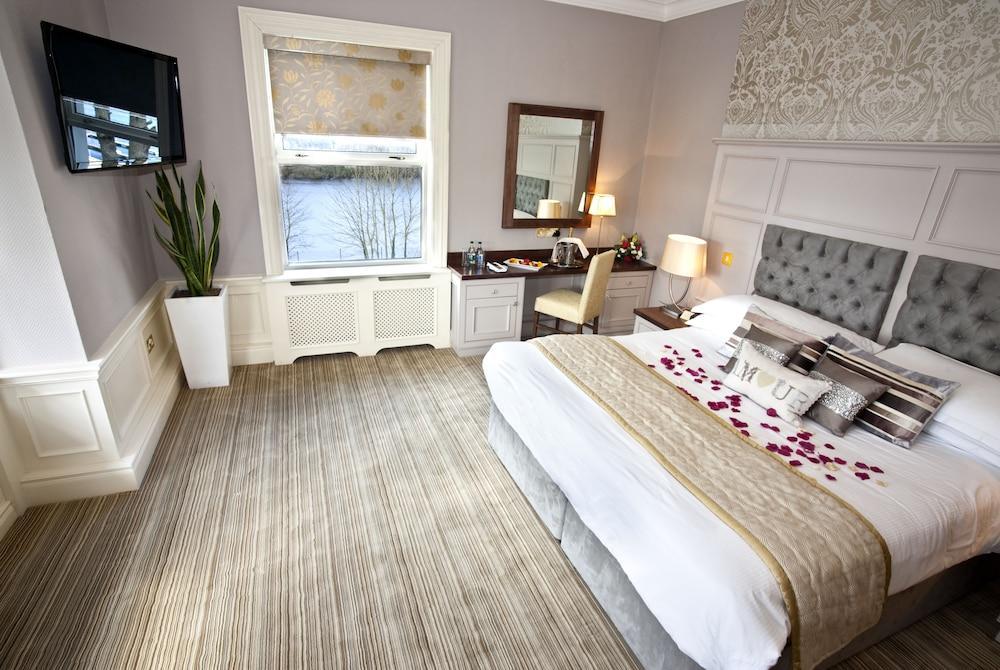 The Lakeside Hotel & Leisure Centre Killaloe Esterno foto