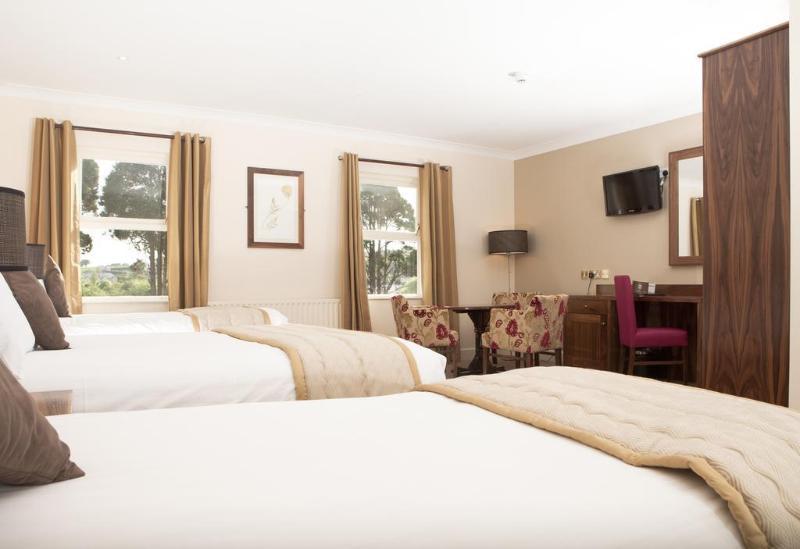 The Lakeside Hotel & Leisure Centre Killaloe Esterno foto